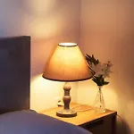 Iria's Cosy Traditional House *
