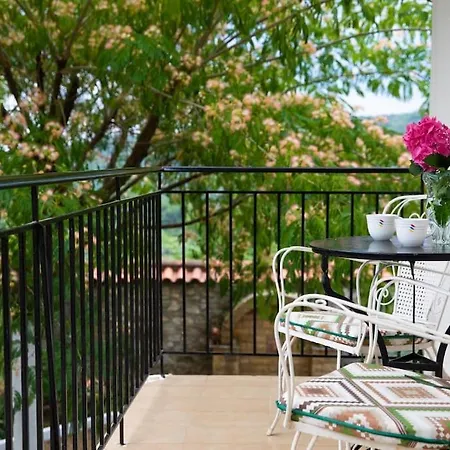 Iria's Cosy Traditional House