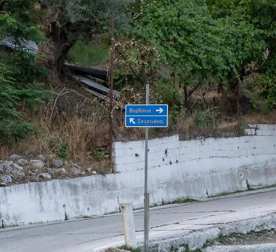 Prázdninový dům Iria's Cosy Traditional House *