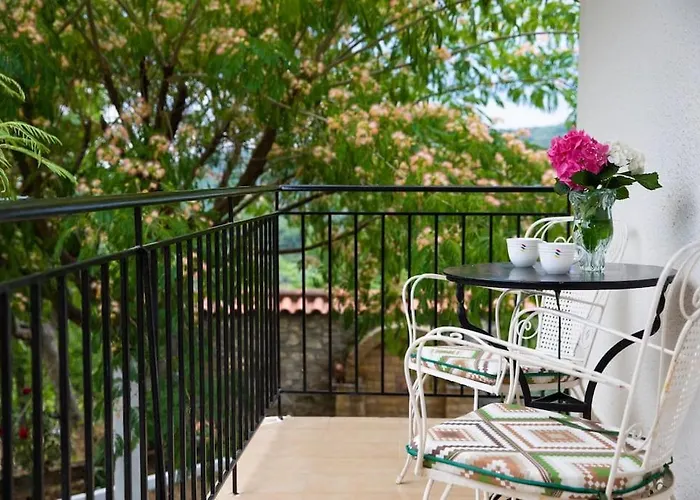 Iria's Cosy Traditional House